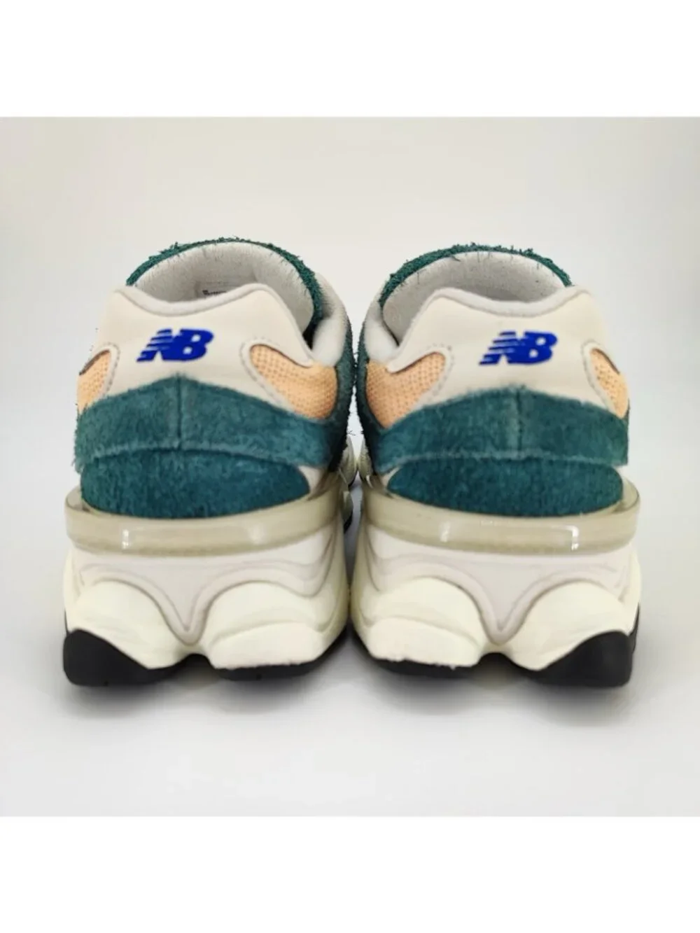 New Balance 9060 Women's 6.5 US Sneakers Suede Green GC9060GP